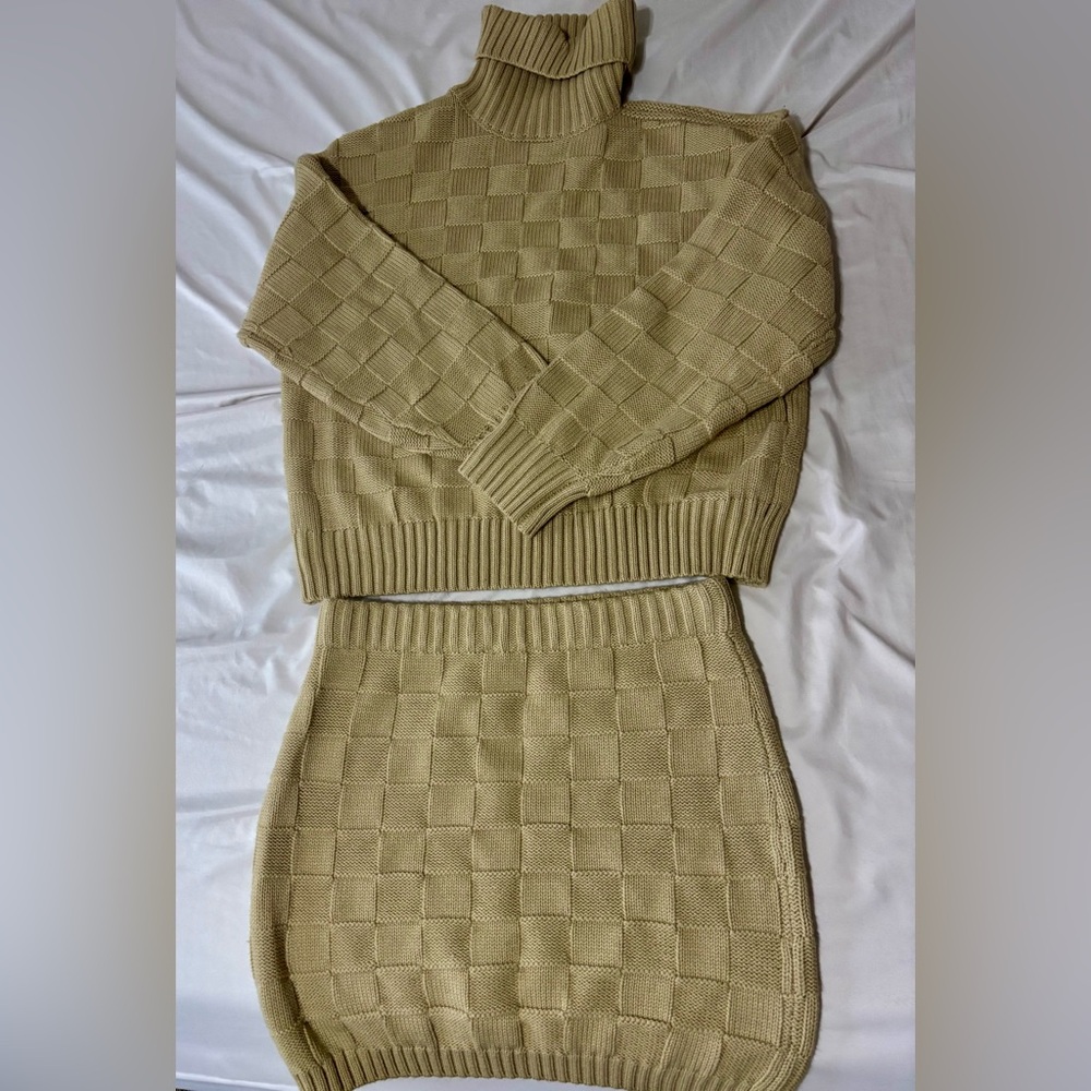 Double Zero Tan Knitwear Set